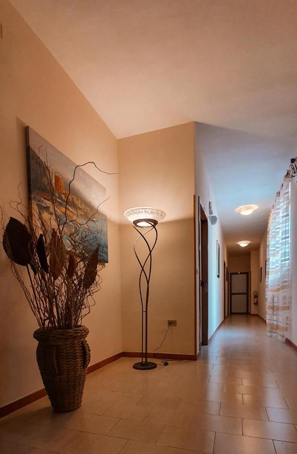 Hotel Mediterraneo Джовінаццо Екстер'єр фото